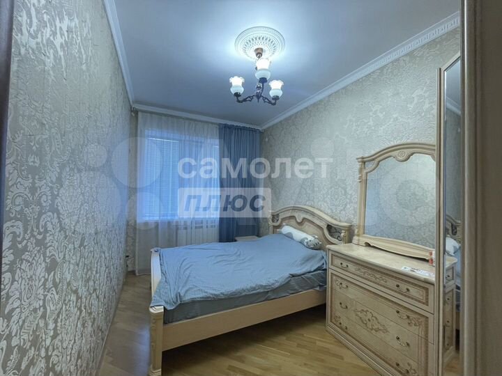 3-к. квартира, 90 м², 4/6 эт.