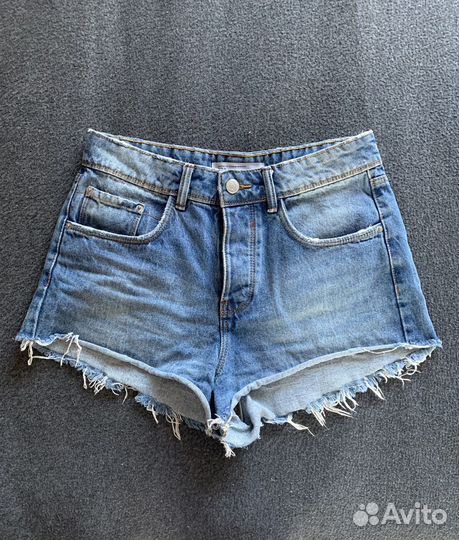 Джинсовые шорты zara 36
