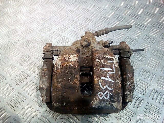 Суппорт передний левый для Skoda Roomster (5J)