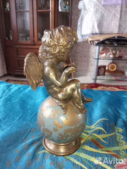 Бронзовая статуэтка