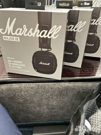 Беспроводные наушники marshall