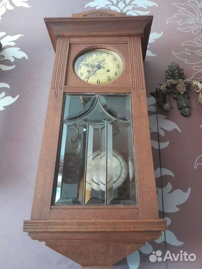 Антикварные часы