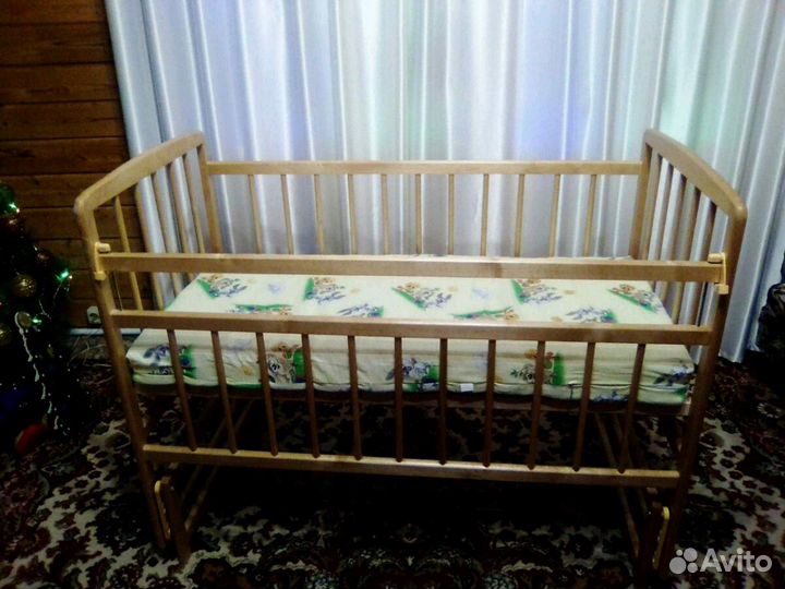 Кровать детская