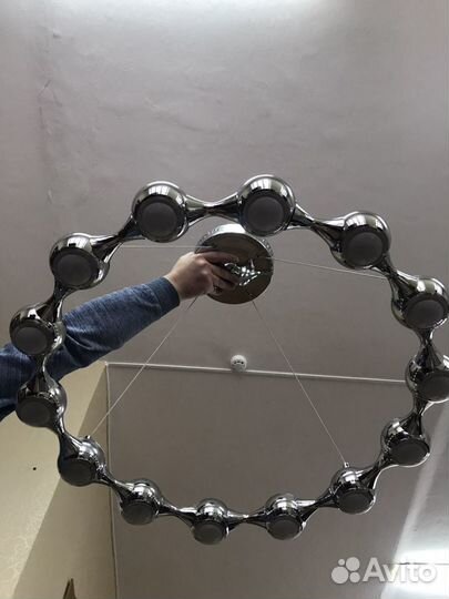 Светильник (люстра)