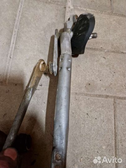 Трапеция дворников lexus is