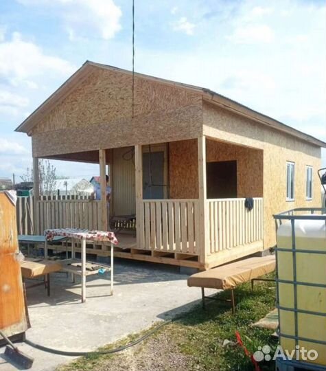 Бригада строителей