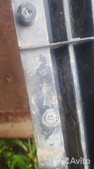 Запчасти на audi 100 c3