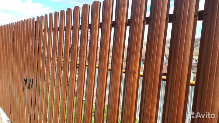 Штакетник металлический Установка забора