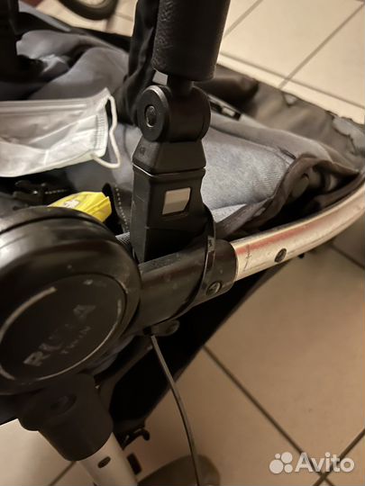 Коляска для двойни