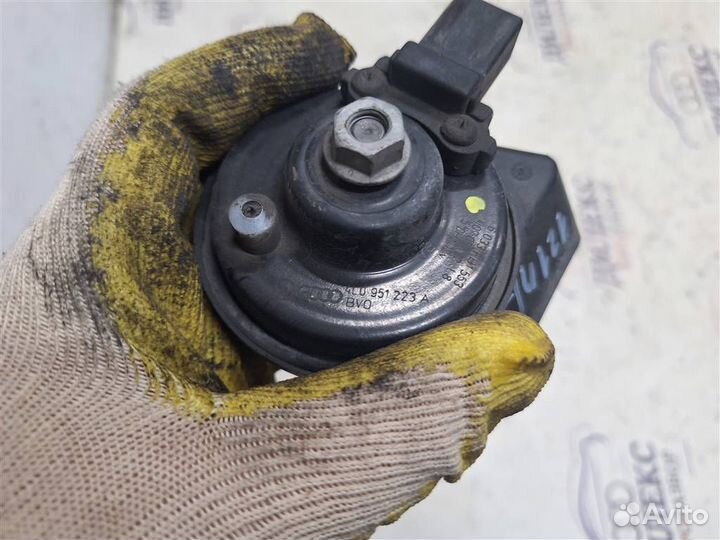 Сигнал звуковой Audi Q7 2005