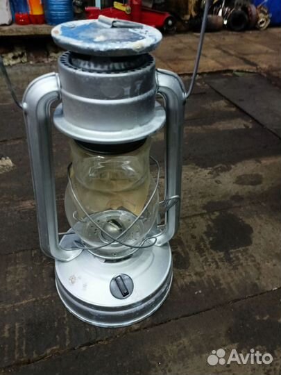 Лампа керосиновая