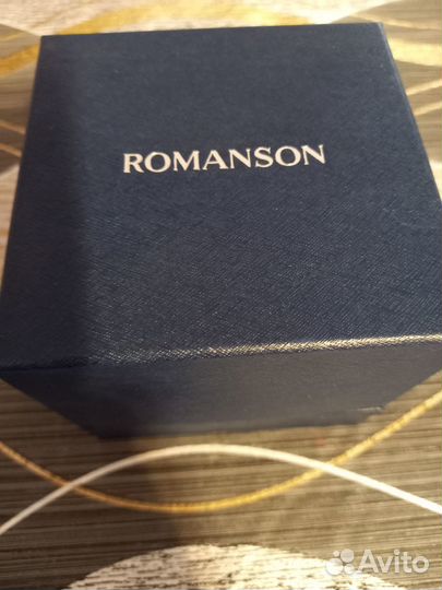 Часы женские Romanson