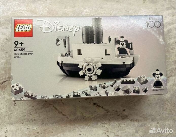 Lego Disney 100 Years Mini Steamboat Willie