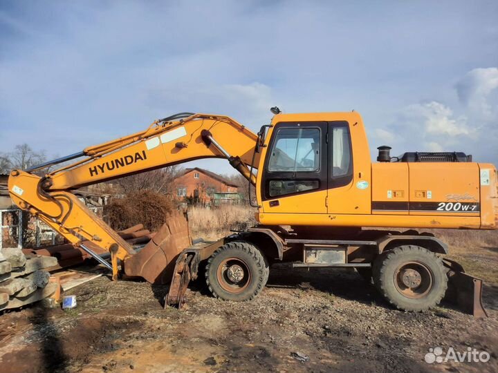 Колёсный экскаватор Hyundai R200W-7, 2007