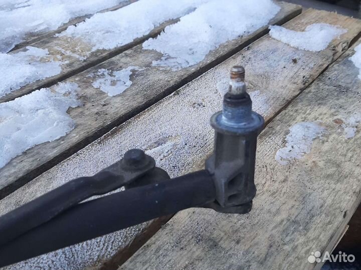 Трапеция дворников Фольксваген Т4 Мультиван