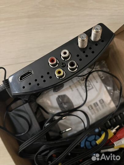 Приемник цифрового тв rolsen rdb-803