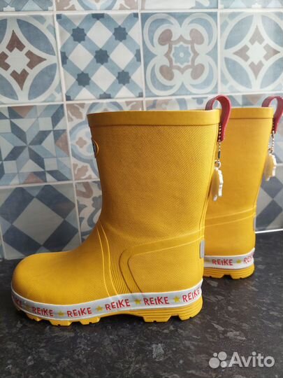 Резиновые сапоги