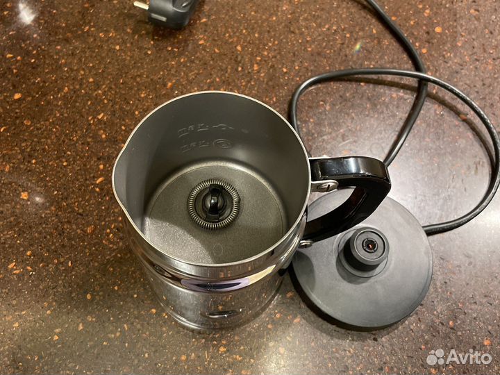 Капучинатор Nespresso Aeroccino