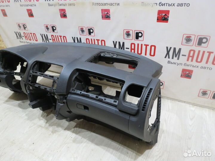 Торпедо Skoda Fabia