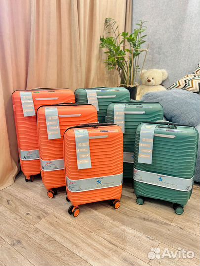 Чемодан на колёсах