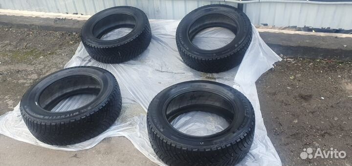 Michelin X-Ice North 4 235/65 R17