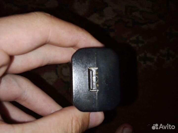 Зарядное устройство для смартфонов