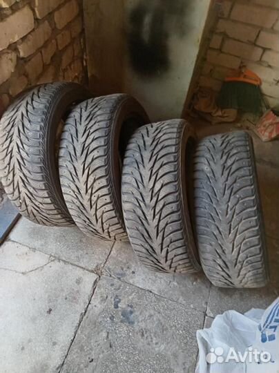 Yokohama G95 215/50 R17