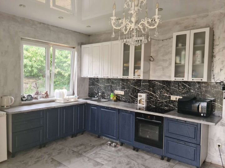 Дом 175 м² на участке 10 сот.