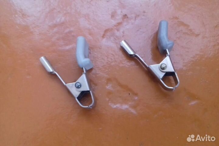 Шнур с зажимами измерительного прибора