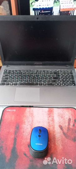 Ноутбук asus