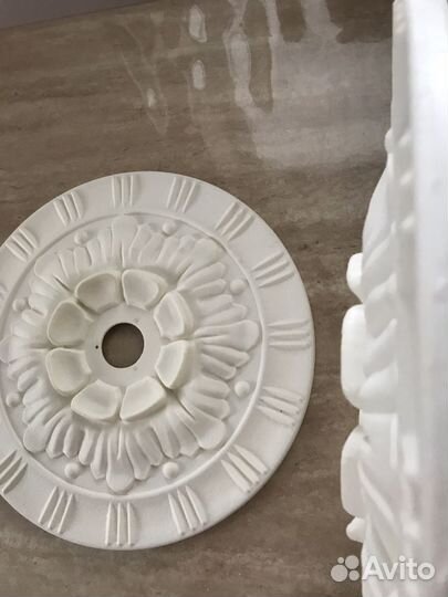 Потолочное пластиковое украшение времен СССР