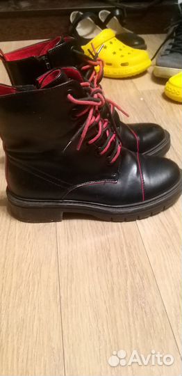 Ботинки демисезонные для девочки Betsy