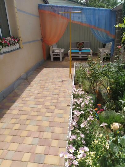 Дом 65 м² на участке 8 сот.