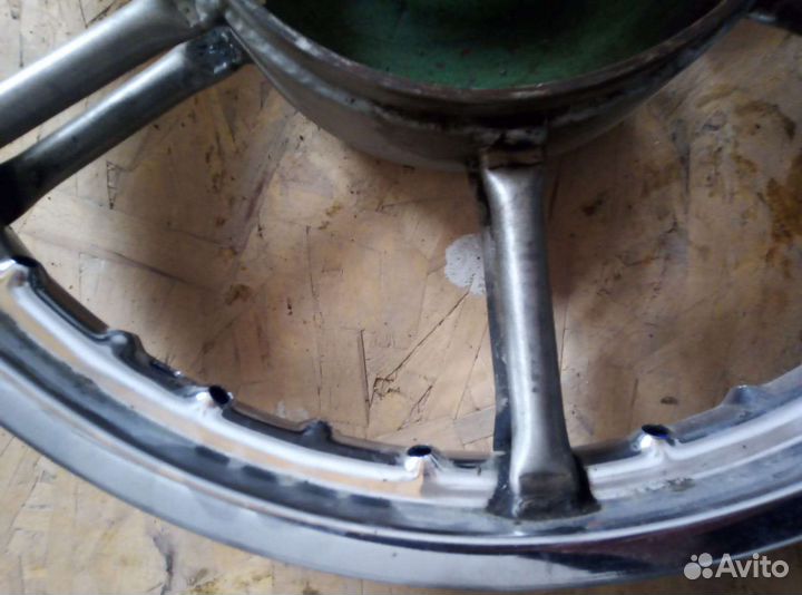 Колесо на мотоцикл Урал r18