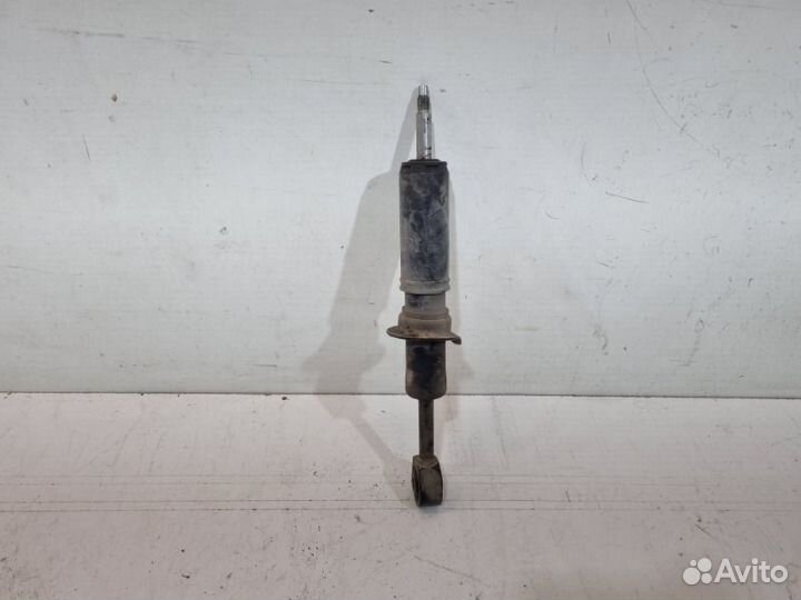 Амортизатор передний Toyota Land Cruiser 200