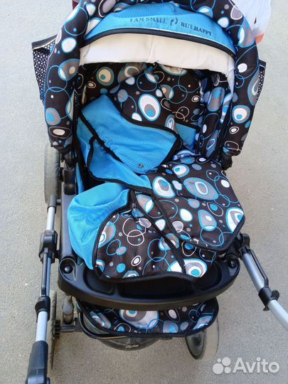 Прогулочная коляска
