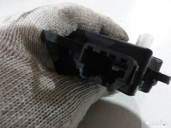 Моторчик заслонки отопителя Infiniti Qx56 1 VK56DE