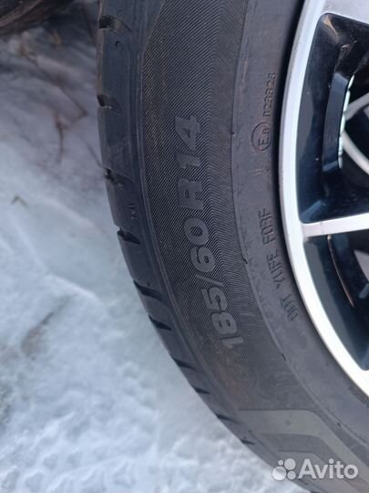 Viatti Strada Asimmetrico 185/60 R14 30Q