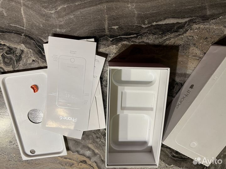 Коробка из под айфона