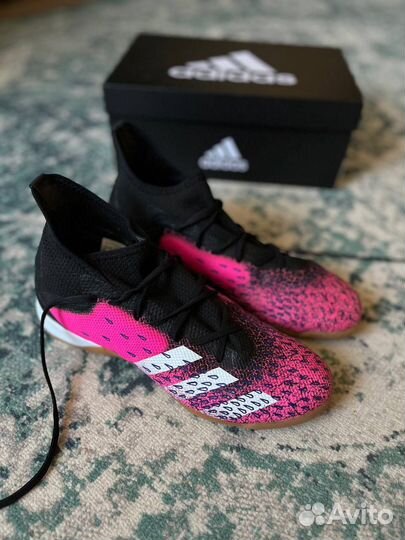 Футзалки Adidas predator freak 3