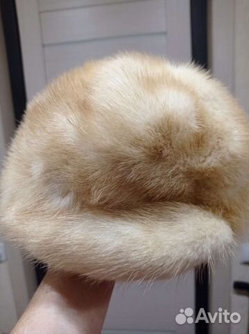 Берет женский норковый