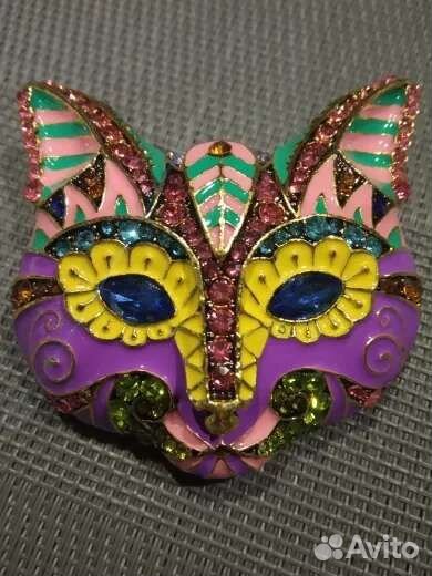 Брошь ретро