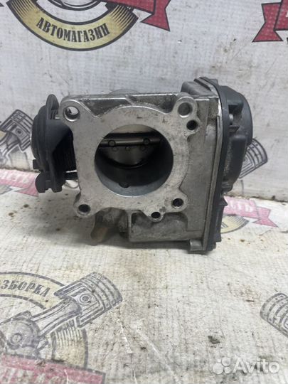 Дроссельная заслонка 1,4 Фольксваген гольф