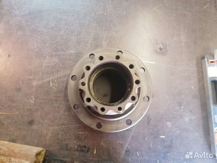 Задняя ступица volvo fl614