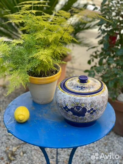 Горшок керамический. С крышками и без