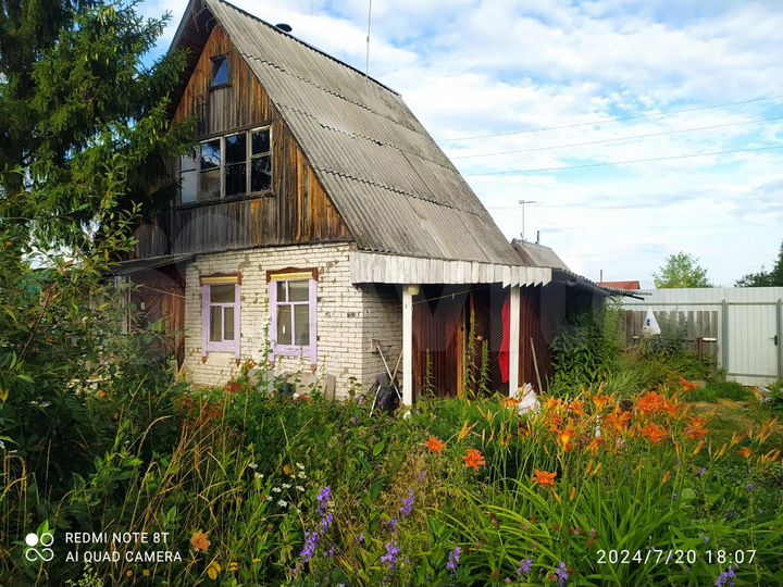 Дача 37 м² на участке 8 сот.