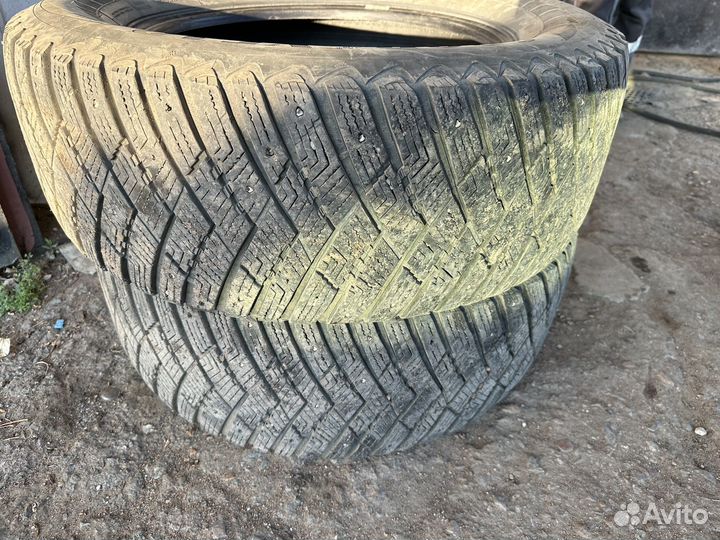 Goodyear Ultragrip Ice Arctic 265/60 R18