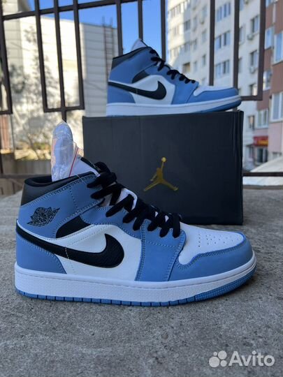 Air Jordan 1 Retro High University Blue р.41-44