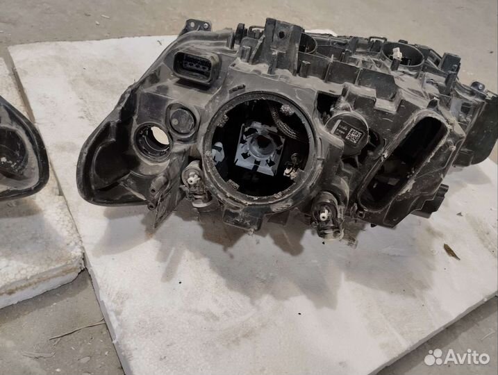 Фара ксенон прав. и лев бу BMW 3 F30 63117259526