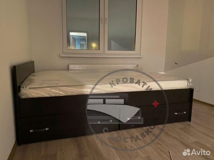 Кровать двухспальная